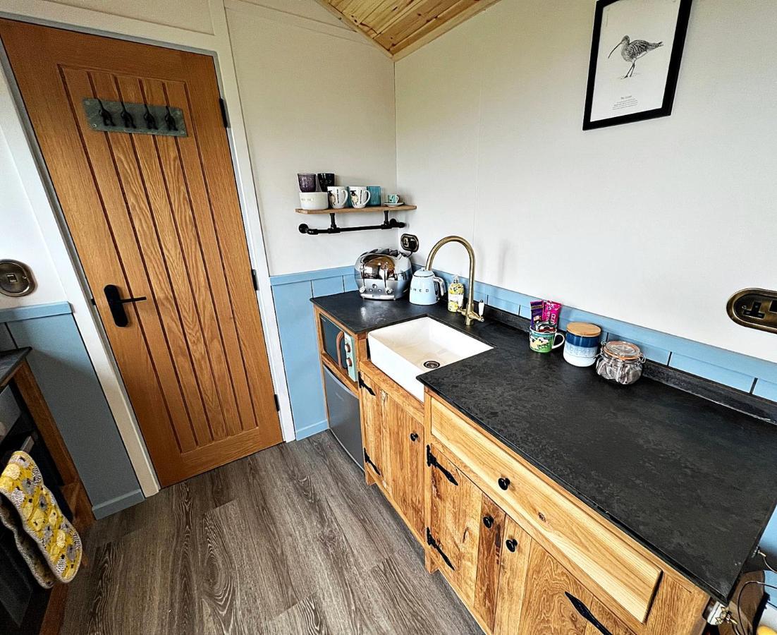 Luxury Shepherd Hut In The Peak District Bakewell Kültér fotó